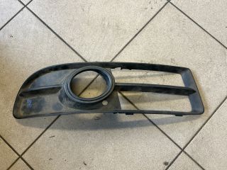 bontott AUDI A4 B6 Jobb Ködlámpa Rács