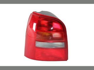 bontott AUDI A4 B6 Jobb Külső Hátsó Lámpa