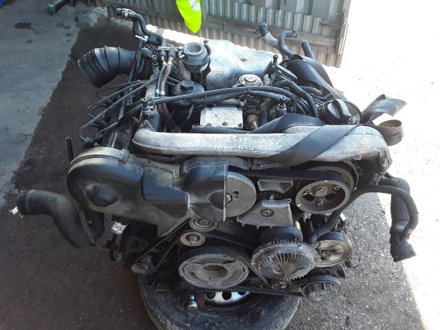 bontott AUDI A4 B6 Jobb Leömlő (V-Motor/Boxer)