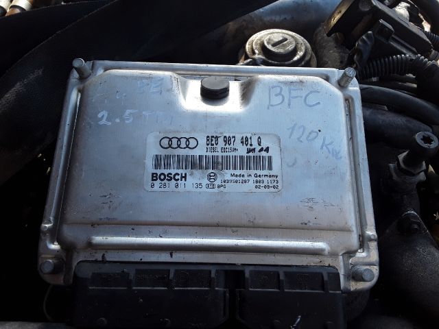 bontott AUDI A4 B6 Jobb Leömlő (V-Motor/Boxer)