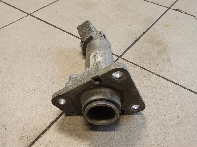 bontott AUDI A4 B6 Jobb Lökhárító Tartó Nyúlványvég