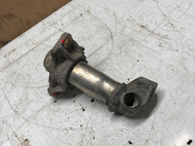 bontott AUDI A4 B6 Jobb Lökhárító Tartó Nyúlványvég