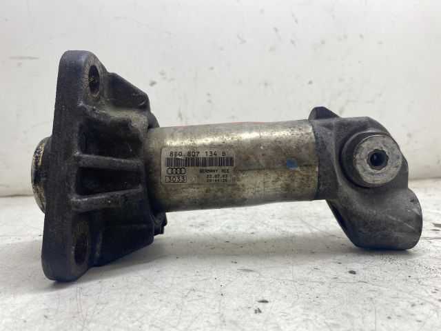 bontott AUDI A4 B6 Jobb Lökhárító Tartó Nyúlványvég