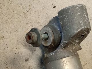 bontott AUDI A4 B6 Jobb Lökhárító Tartó Nyúlványvég