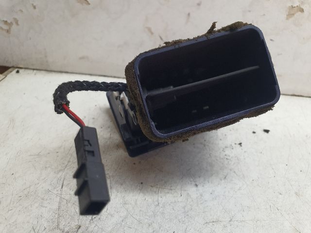 bontott AUDI A4 B6 Jobb Szellőző