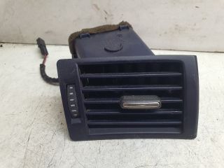 bontott AUDI A4 B6 Jobb Szellőző