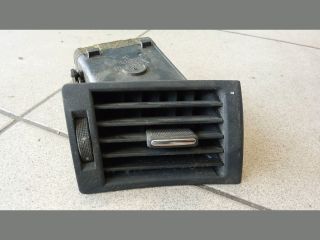 bontott AUDI A4 B6 Jobb Szellőző