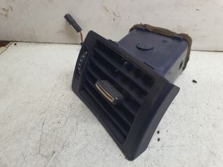 bontott AUDI A4 B6 Jobb Szellőző