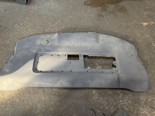 bontott AUDI A4 B6 Kalaptartó