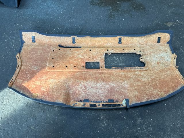 bontott AUDI A4 B6 Kalaptartó