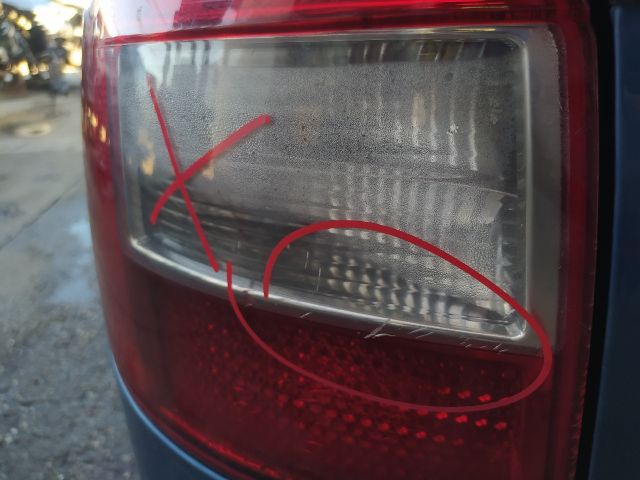 bontott AUDI A4 B6 Kalaptartó