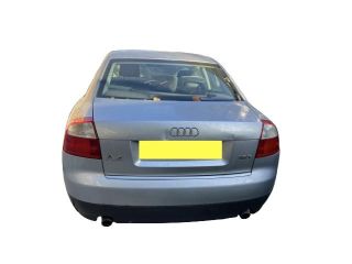 bontott AUDI A4 B6 Kerék Csavar Szett