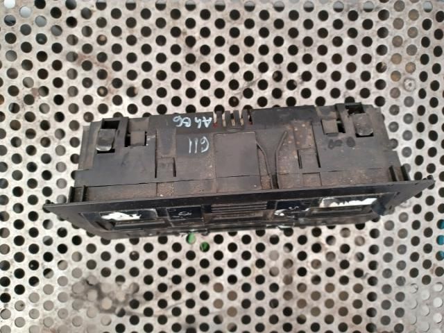 bontott AUDI A4 B6 Klíma Kapcsoló