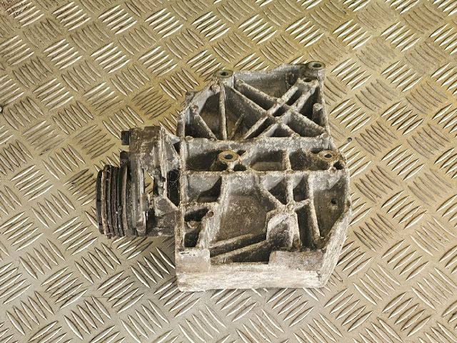 bontott AUDI A4 B6 Klíma Tartó Bak