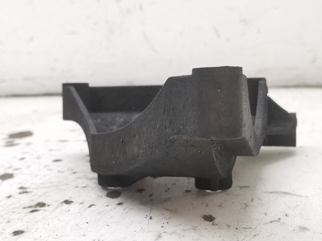 bontott AUDI A4 B6 Klímakompresszor Tartó Bak