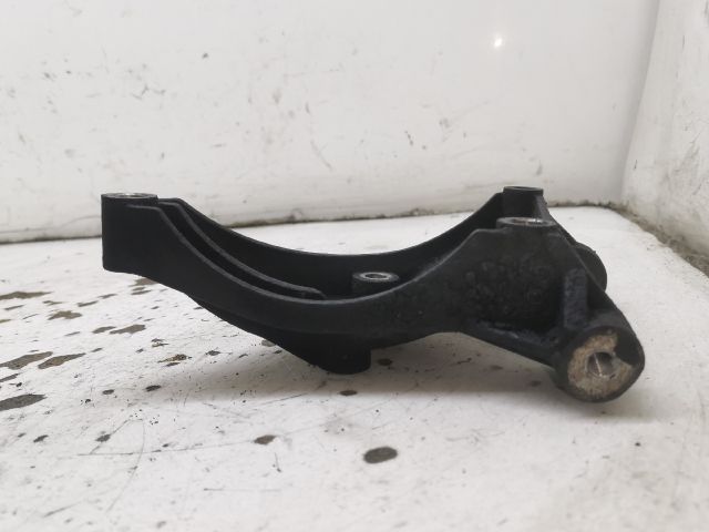 bontott AUDI A4 B6 Klímakompresszor Tartó Bak