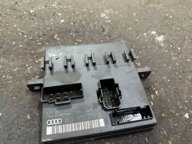 bontott AUDI A4 B6 Komfort Elektronika