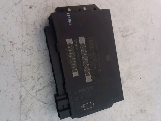 bontott AUDI A4 B6 Komfort Elektronika