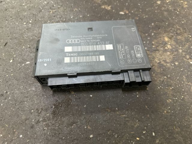 bontott AUDI A4 B6 Komfort Elektronika