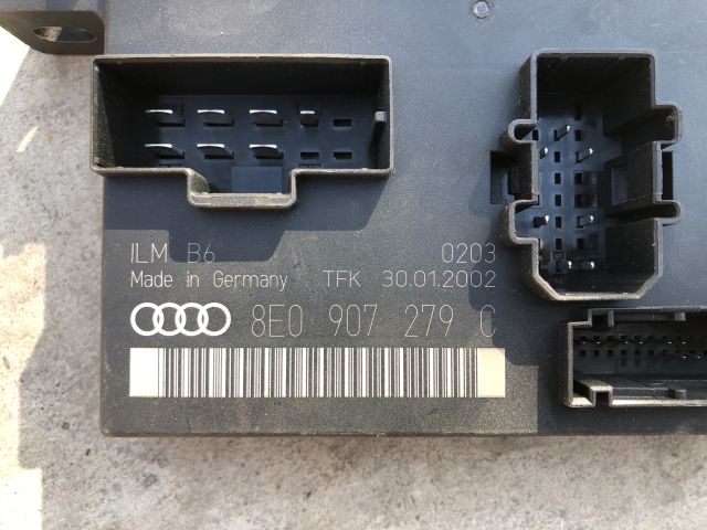 bontott AUDI A4 B6 Komfort Elektronika