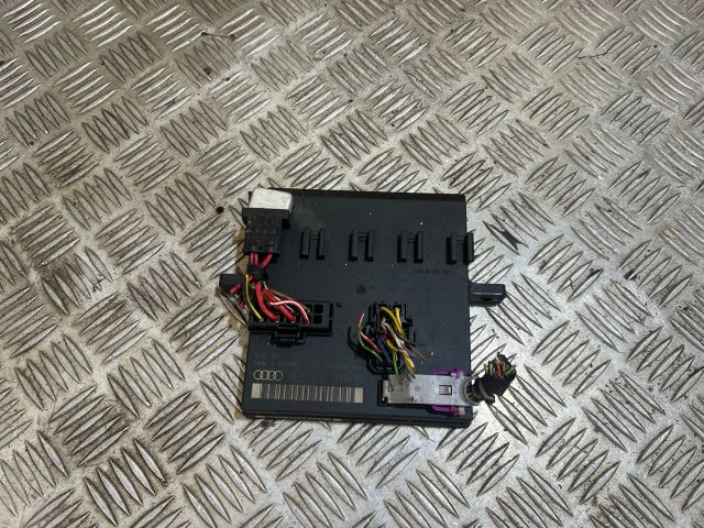 bontott AUDI A4 B6 Komfort Elektronika