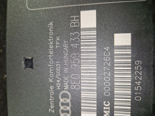 bontott AUDI A4 B6 Komfort Elektronika