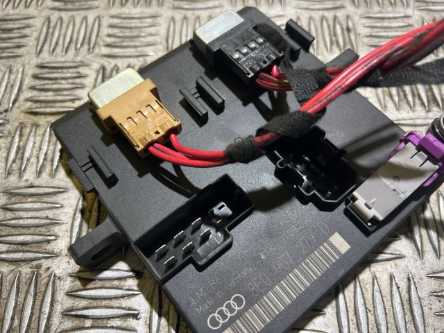 bontott AUDI A4 B6 Komfort Elektronika