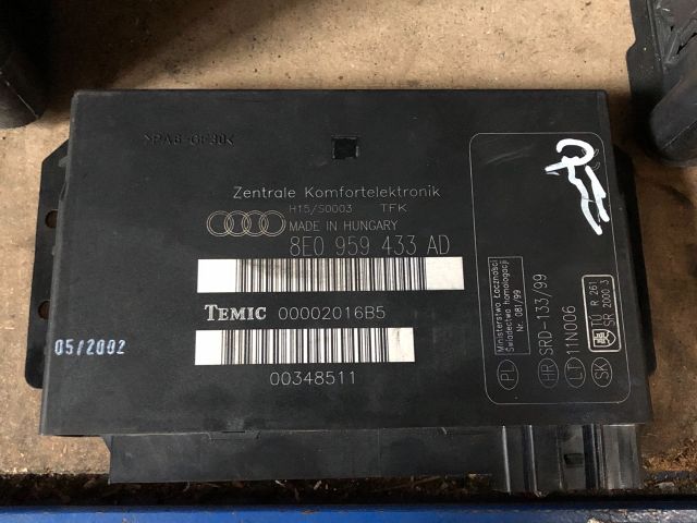bontott AUDI A4 B6 Komfort Elektronika