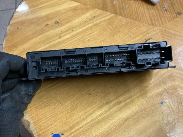 bontott AUDI A4 B6 Komfort Elektronika