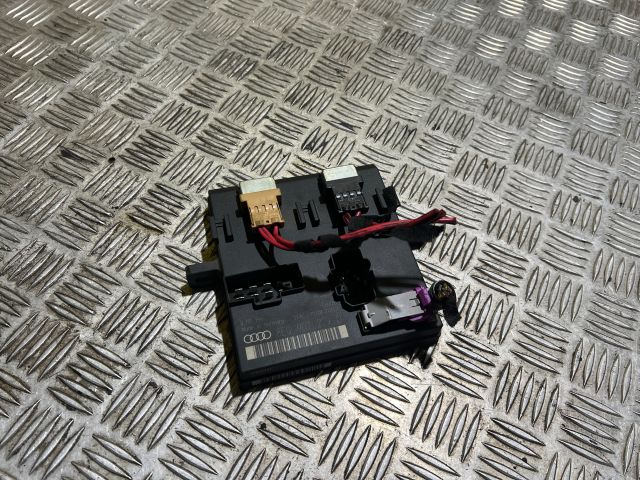 bontott AUDI A4 B6 Komfort Elektronika