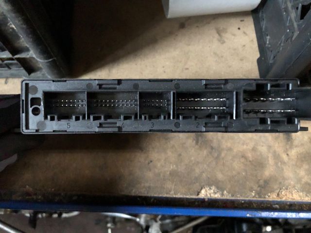 bontott AUDI A4 B6 Komfort Elektronika