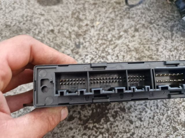 bontott AUDI A4 B6 Komfort Elektronika