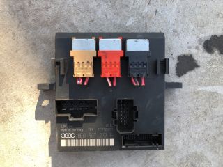 bontott AUDI A4 B6 Komfort Elektronika