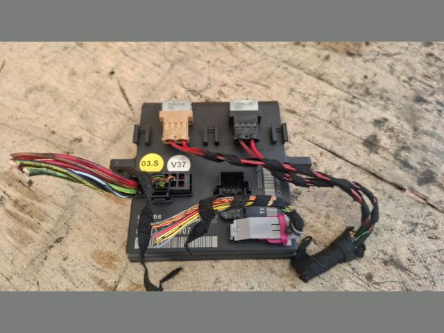 bontott AUDI A4 B6 Komfort Elektronika