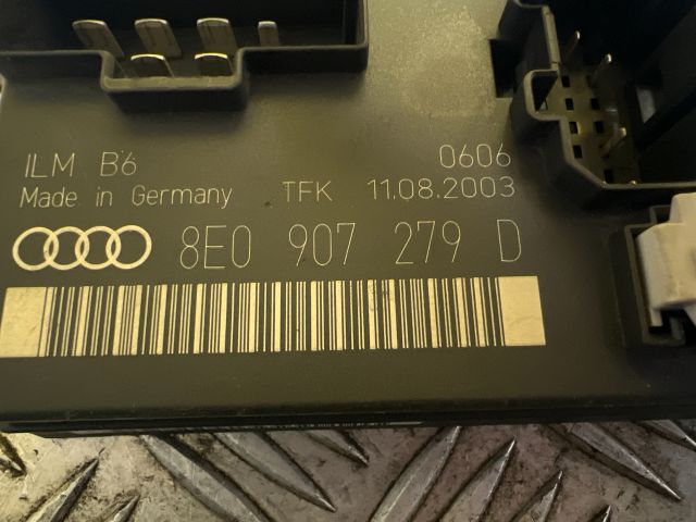 bontott AUDI A4 B6 Komfort Elektronika