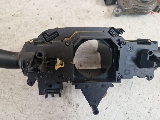 bontott AUDI A4 B6 Komplett Kormánykapcsoló (Bajuszkapcsoló)