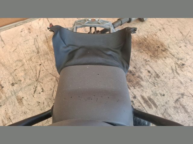 bontott AUDI A4 B6 Komplett Kormányoszlop Burkolat