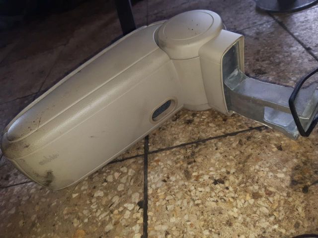 bontott AUDI A4 B6 Könyöklő