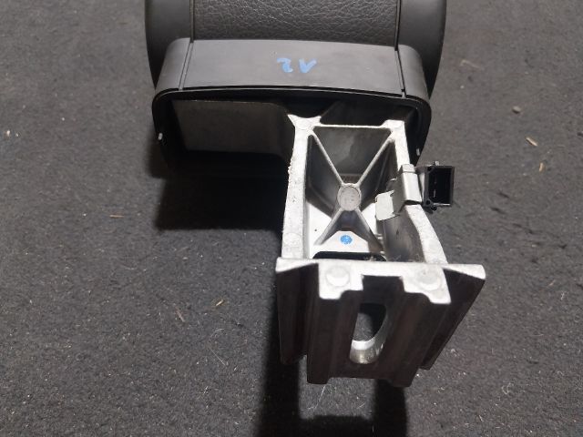 bontott AUDI A4 B6 Könyöklő