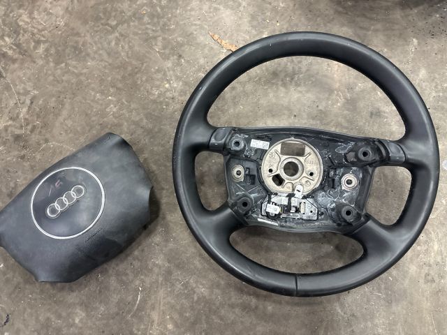 bontott AUDI A4 B6 Kormány