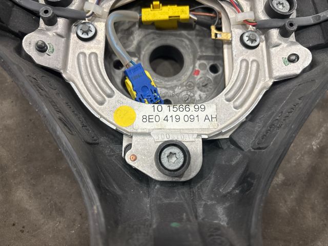 bontott AUDI A4 B6 Kormány