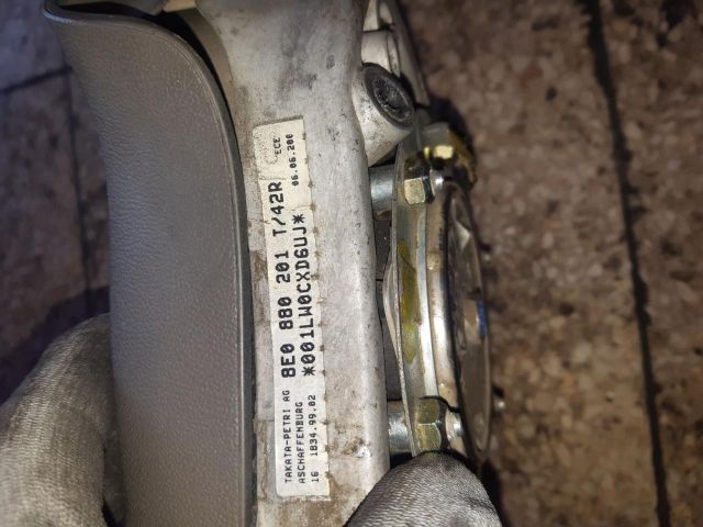 bontott AUDI A4 B6 Kormánylégzsák