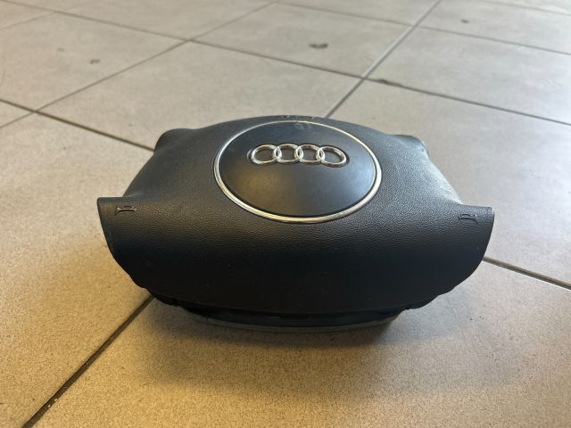 bontott AUDI A4 B6 Kormánylégzsák