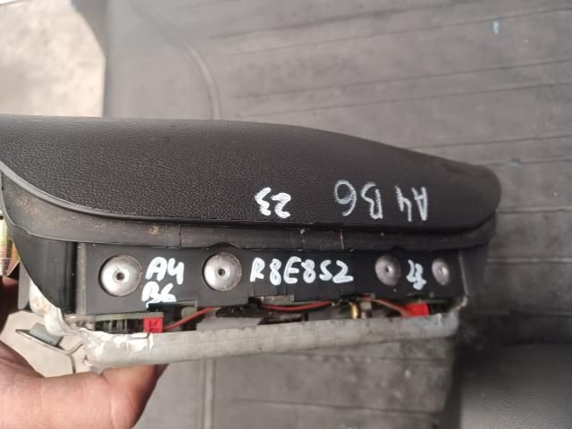 bontott AUDI A4 B6 Kormánylégzsák