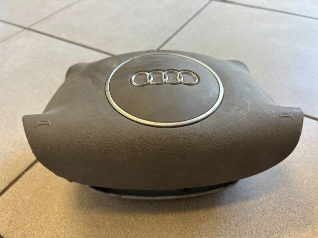 bontott AUDI A4 B6 Kormánylégzsák