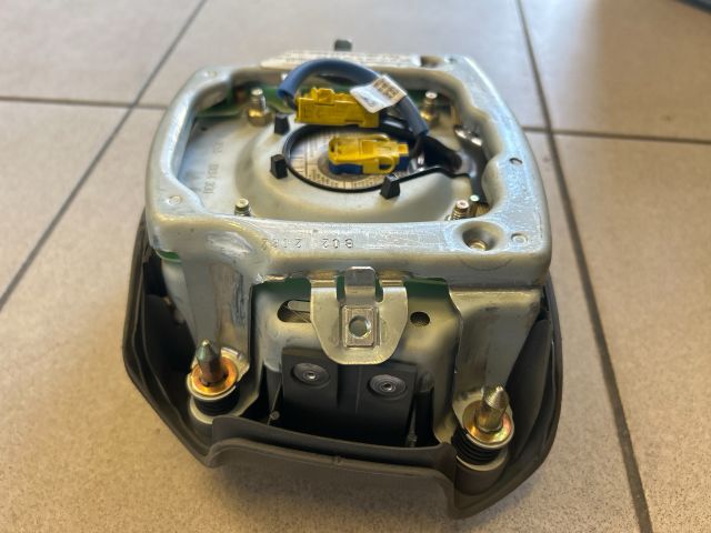 bontott AUDI A4 B6 Kormánylégzsák