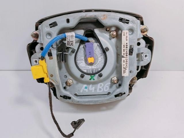 bontott AUDI A4 B6 Kormánylégzsák