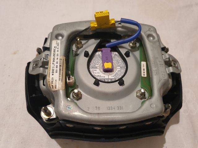 bontott AUDI A4 B6 Kormánylégzsák