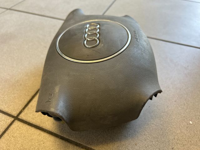 bontott AUDI A4 B6 Kormánylégzsák