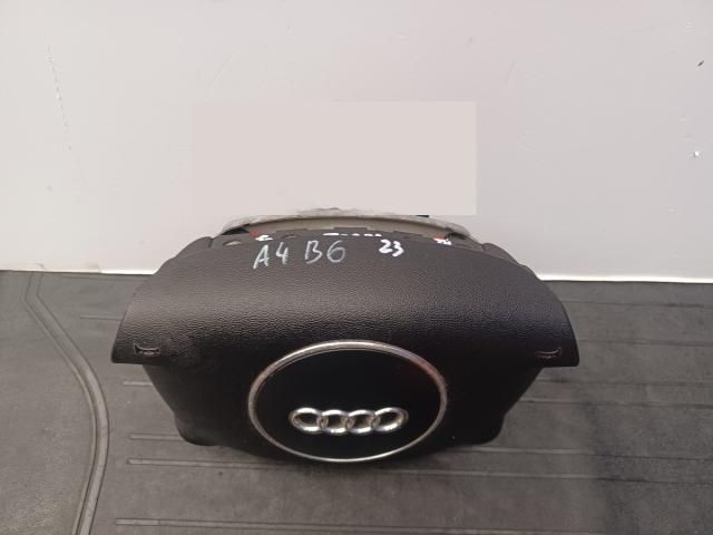 bontott AUDI A4 B6 Kormánylégzsák